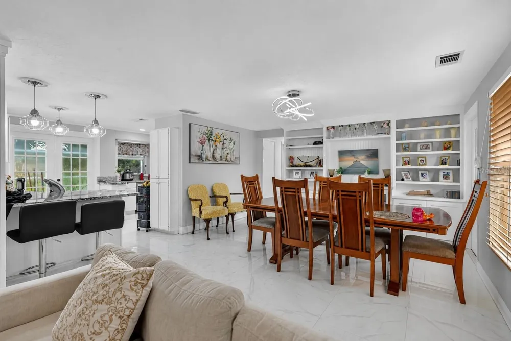 5408 EVORA AVENUE Sarasota, FL 34235