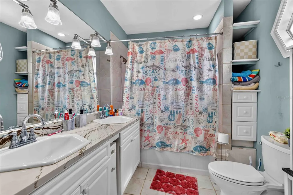 5408 EVORA AVENUE Sarasota, FL 34235