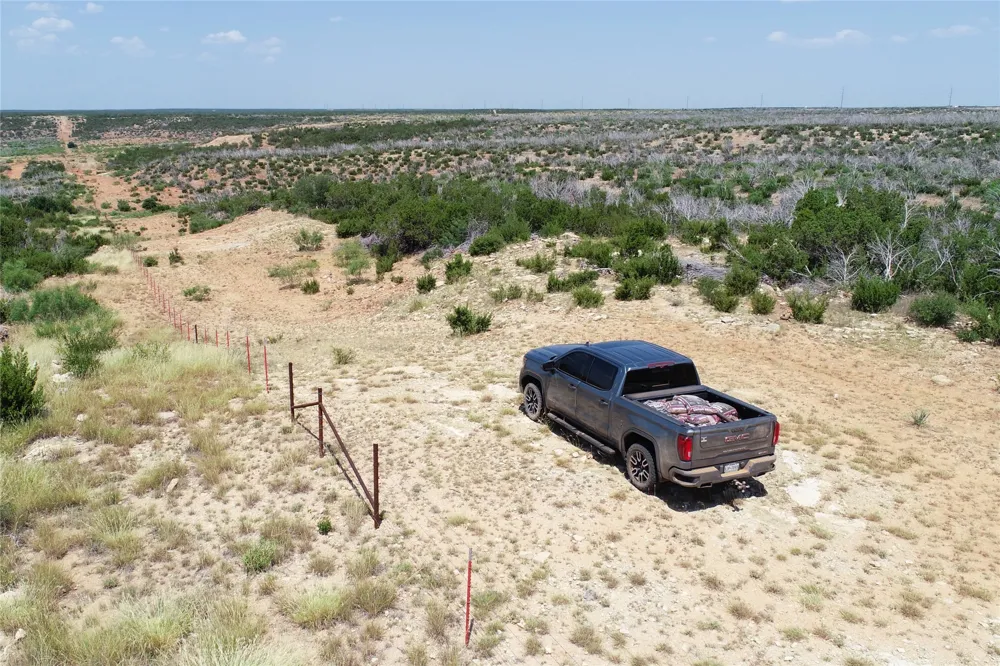 Craven Rd. Quanah, TX 79252