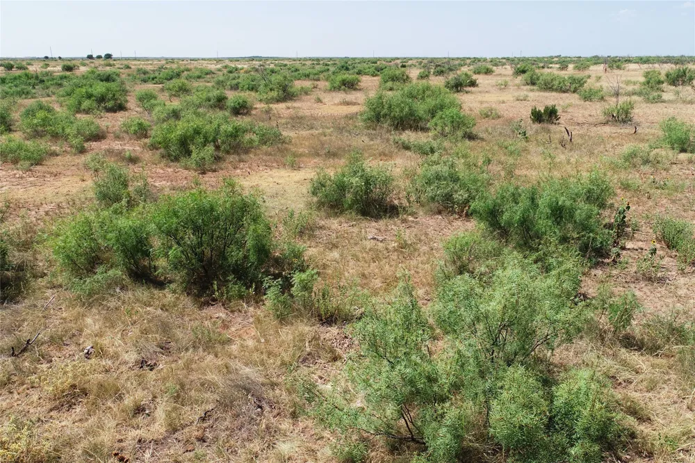 Craven Rd. Quanah, TX 79252