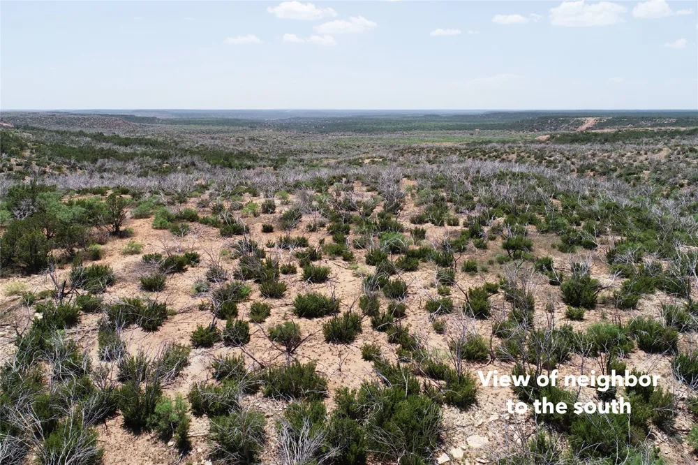 Craven Rd. Quanah, TX 79252