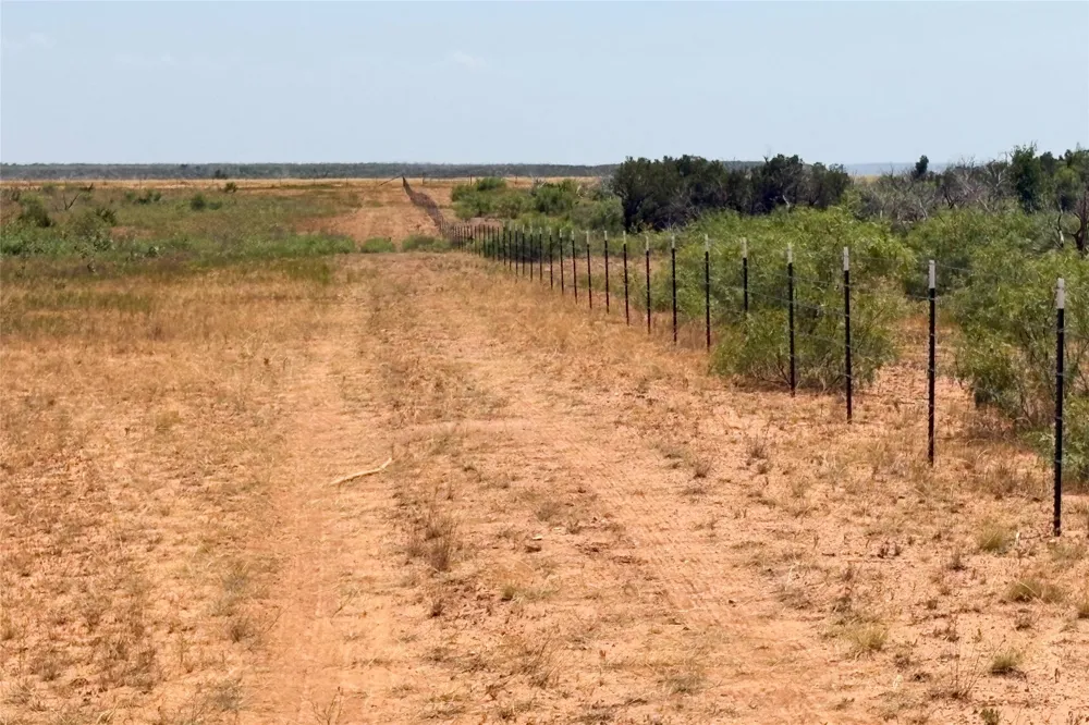 Craven Rd. Quanah, TX 79252