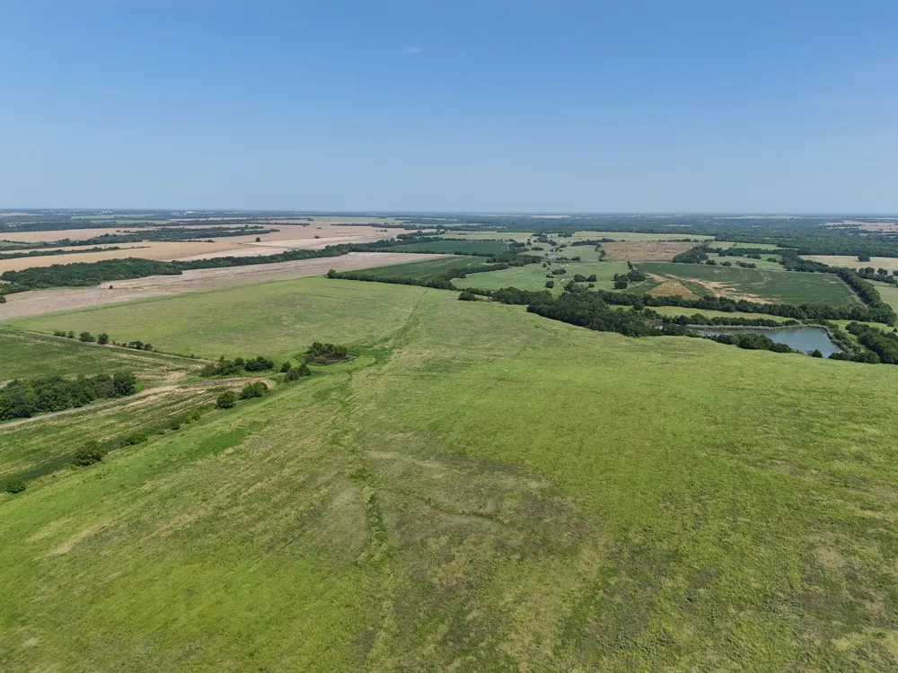 1200 County Road 27450 Honey Grove, TX 75446