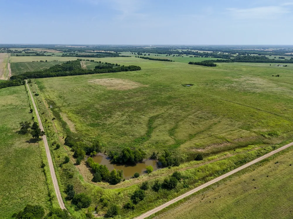 1200 County Road 27450 Honey Grove, TX 75446