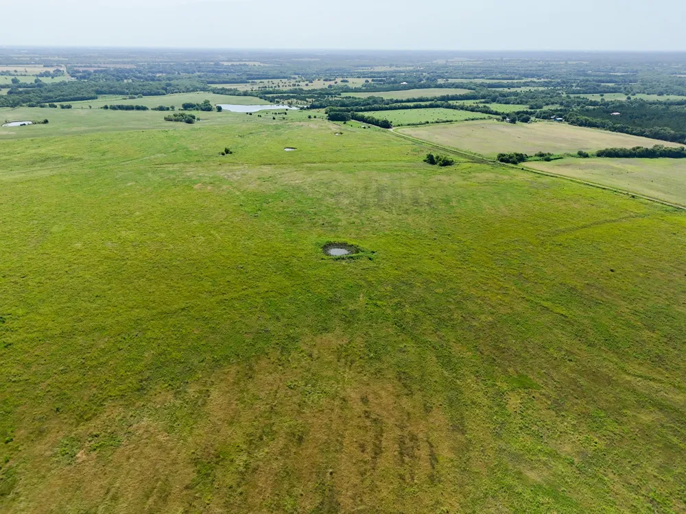 1200 County Road 27450 Honey Grove, TX 75446