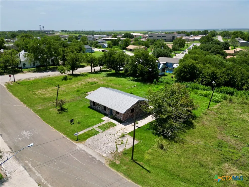 209 Prairie Avenue Rogers, TX 76569