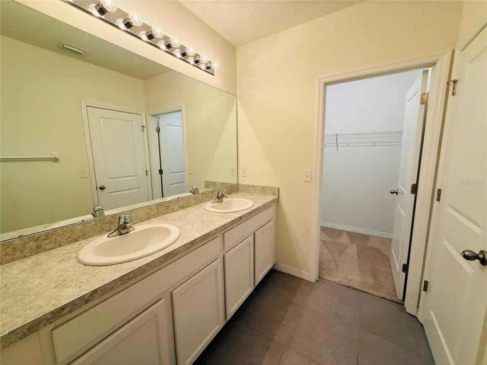 2868 SUNCOAST BLEND DRIVE Odessa, FL 33556