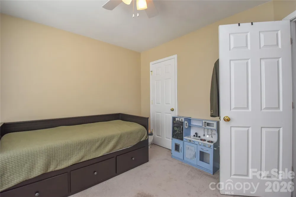 12222 Stratfield Place Circle Pineville, NC 28134