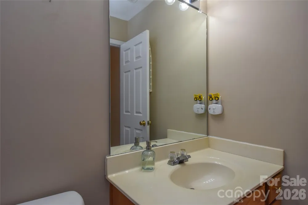 12222 Stratfield Place Circle Pineville, NC 28134