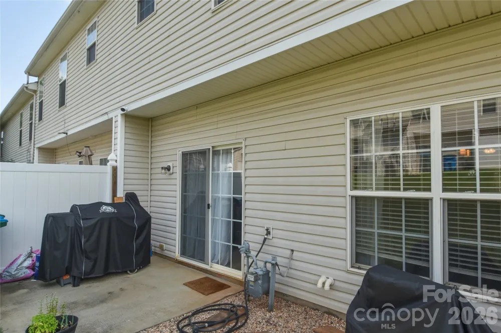 12222 Stratfield Place Circle Pineville, NC 28134