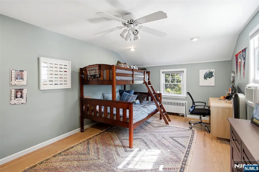 11 Monroe Avenue Roseland, NJ 07068