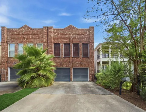 509 W 22nd Street