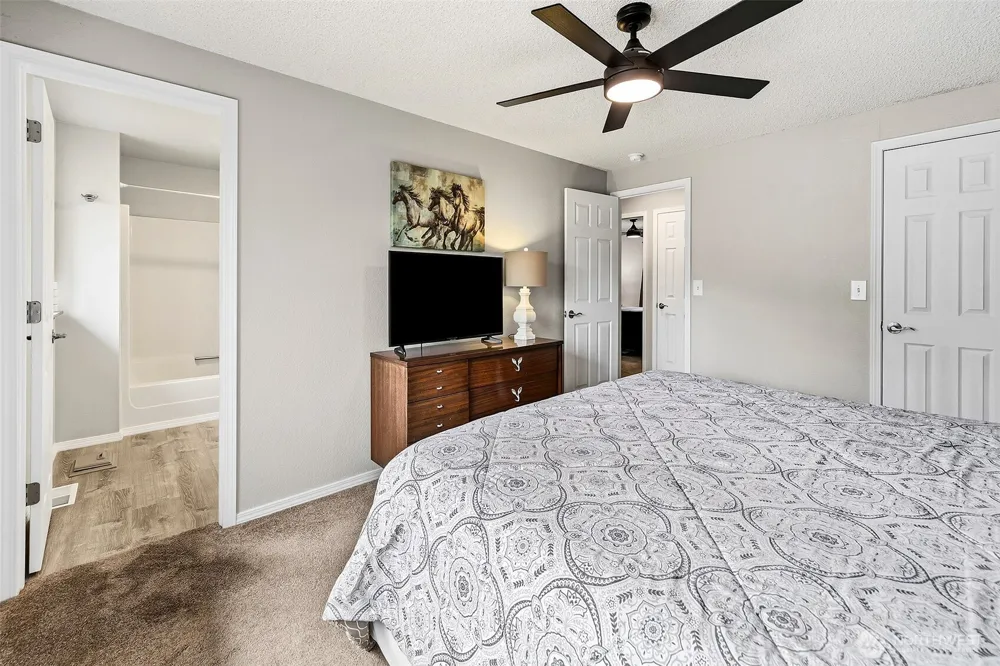 25846 185th Place SE Covington, WA 98042