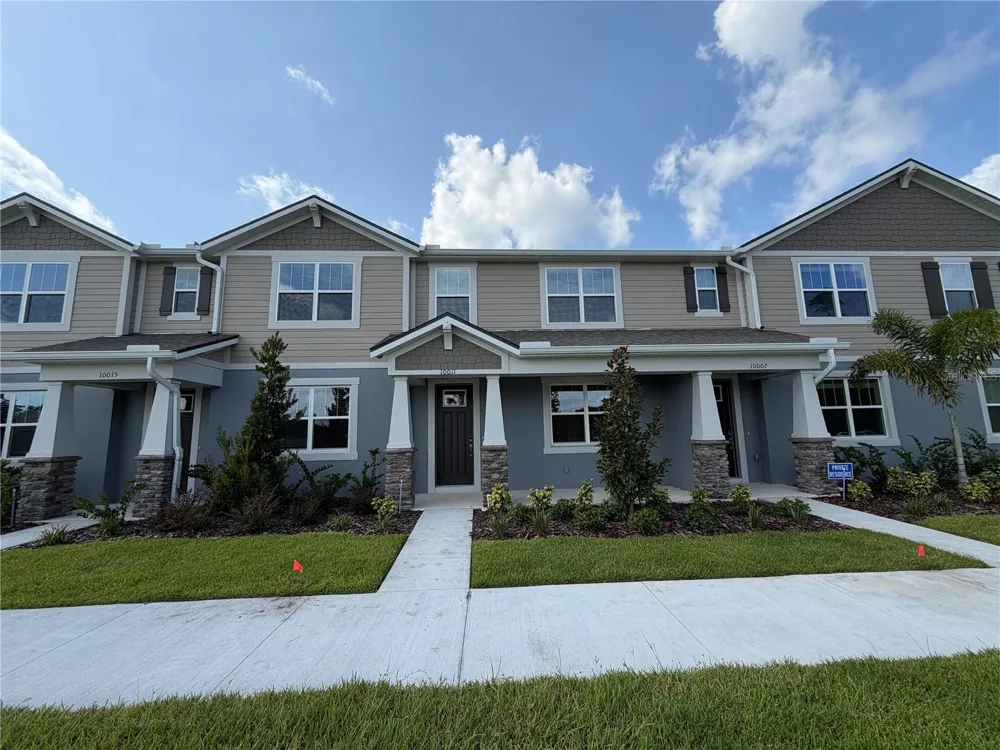 10011 GAZEBO ALLEY Orlando, FL 32832