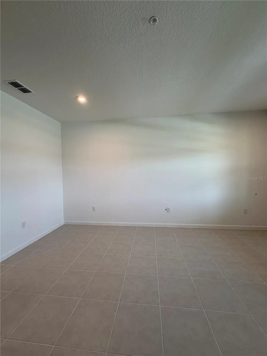 10011 GAZEBO ALLEY Orlando, FL 32832