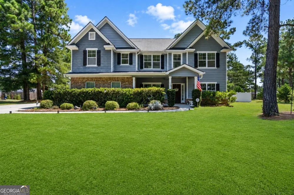 214 Cypress Lakes DR Bloomingdale, GA 31302