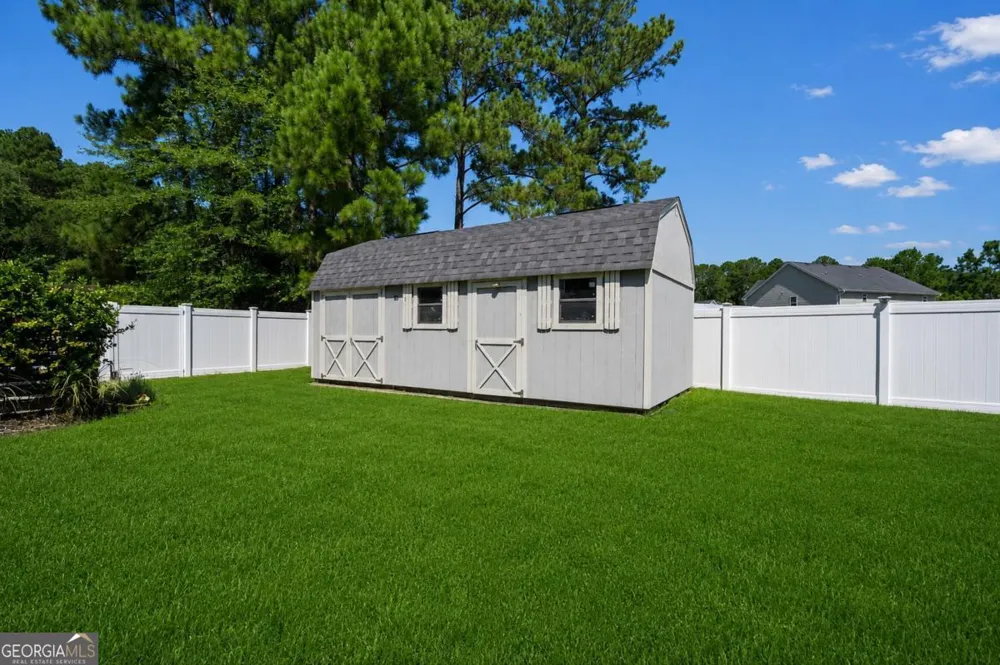 214 Cypress Lakes DR Bloomingdale, GA 31302