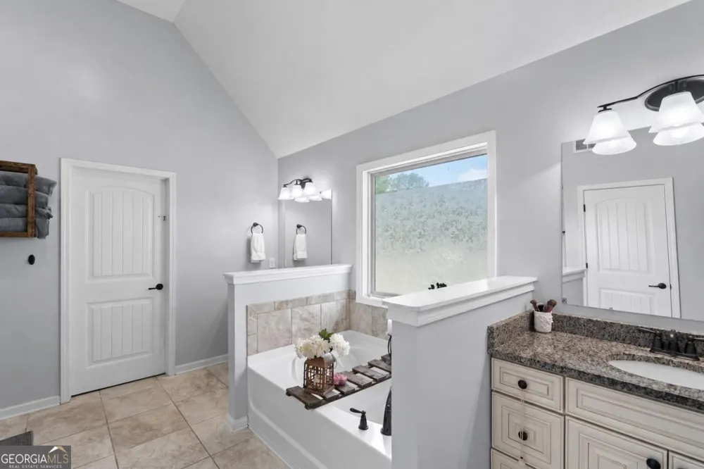 214 Cypress Lakes DR Bloomingdale, GA 31302