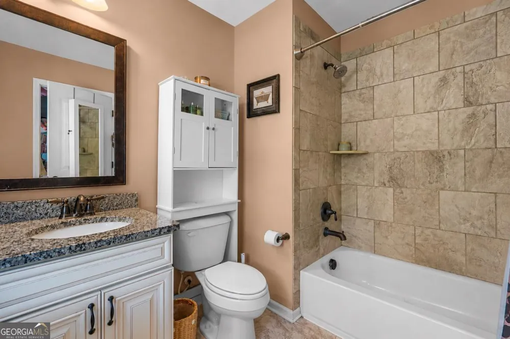 214 Cypress Lakes DR Bloomingdale, GA 31302