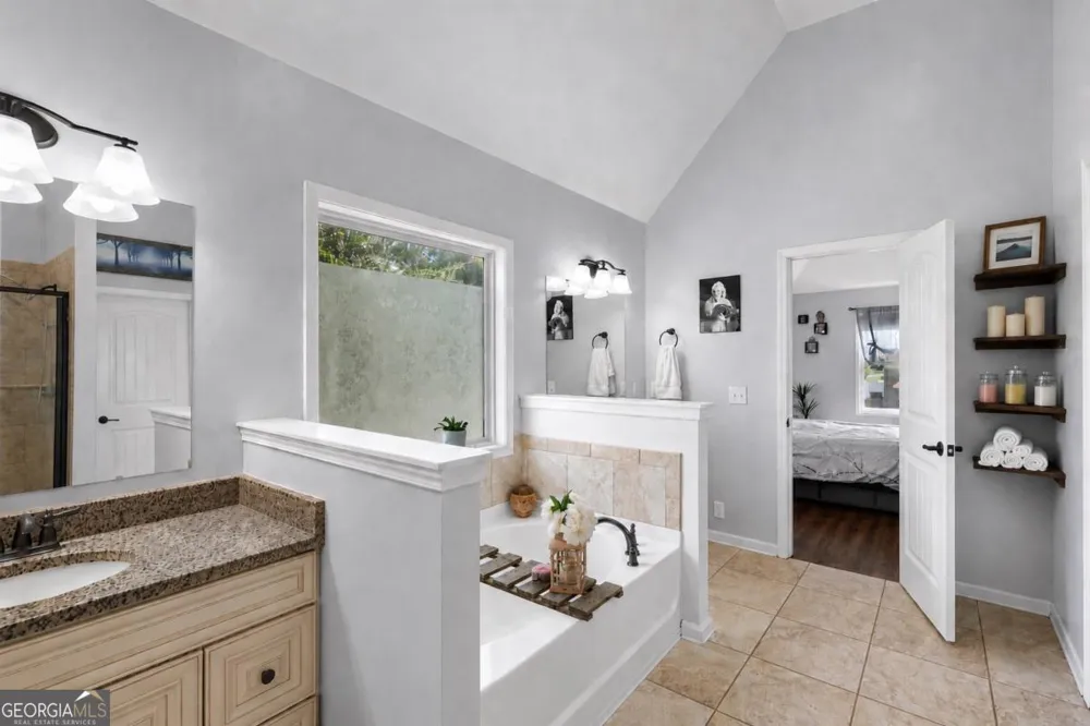 214 Cypress Lakes DR Bloomingdale, GA 31302