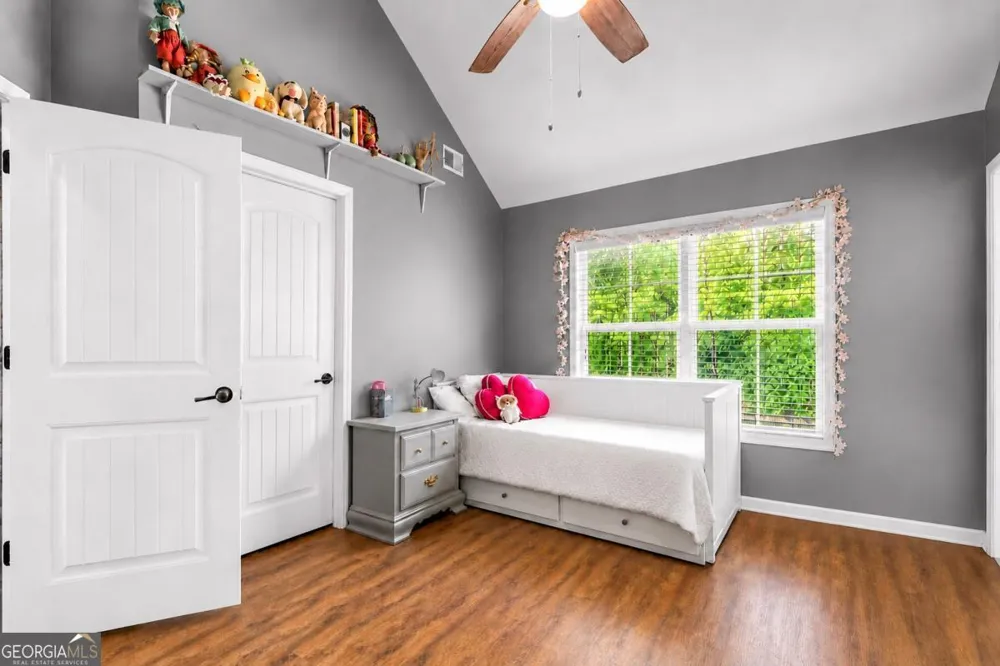 214 Cypress Lakes DR Bloomingdale, GA 31302