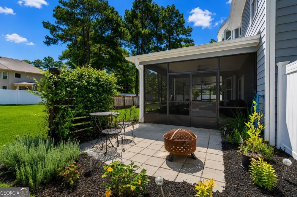214 Cypress Lakes DR Bloomingdale, GA 31302