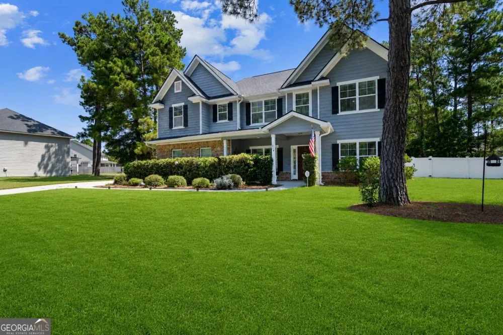 214 Cypress Lakes DR Bloomingdale, GA 31302
