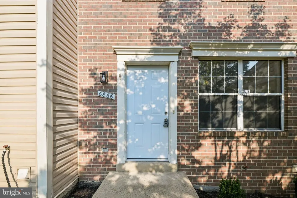 6866 CHASEWOOD CIRCLE Centreville, VA 20121