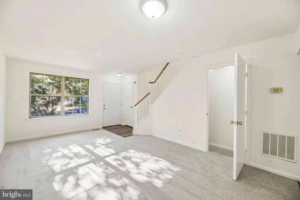 6866 CHASEWOOD CIRCLE Centreville, VA 20121