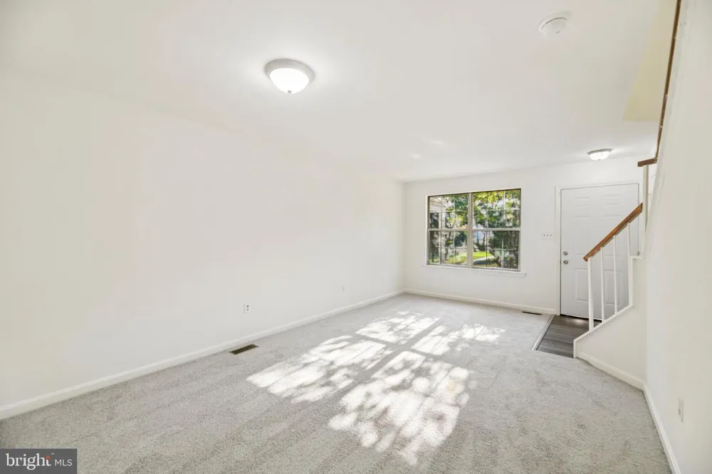 6866 CHASEWOOD CIRCLE Centreville, VA 20121