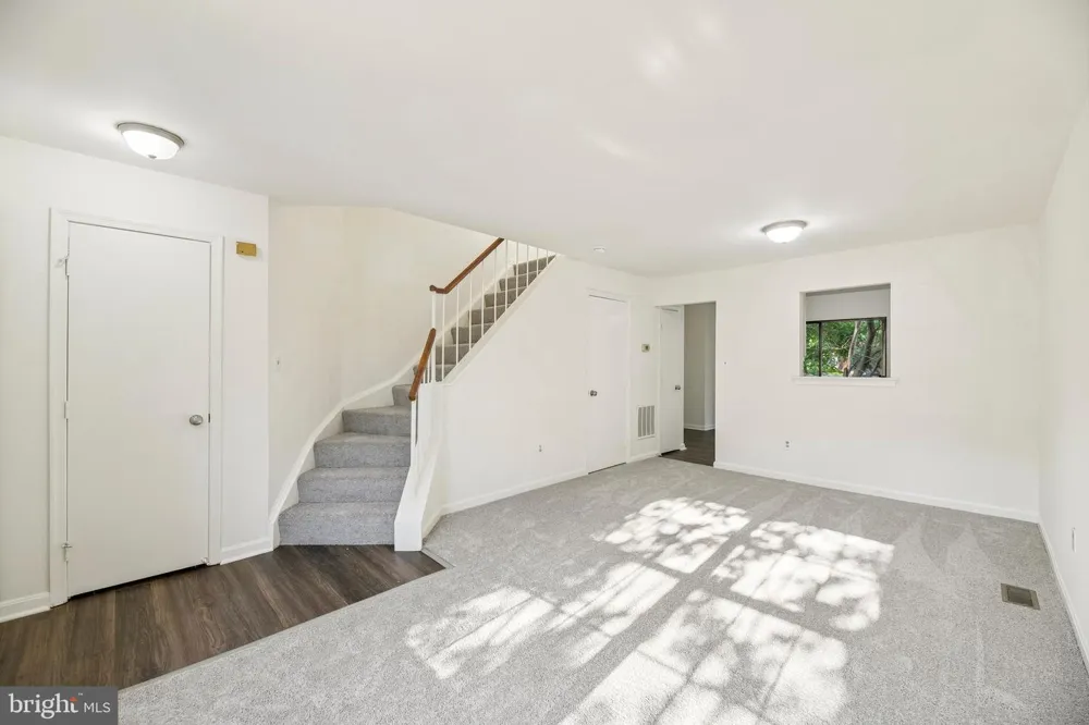 6866 CHASEWOOD CIRCLE Centreville, VA 20121