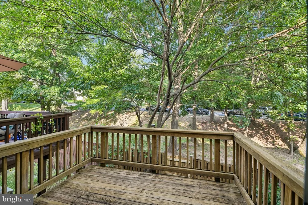 6866 CHASEWOOD CIRCLE Centreville, VA 20121