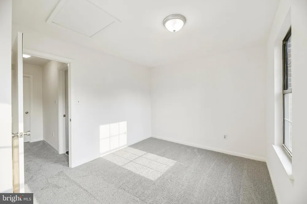 6866 CHASEWOOD CIRCLE Centreville, VA 20121