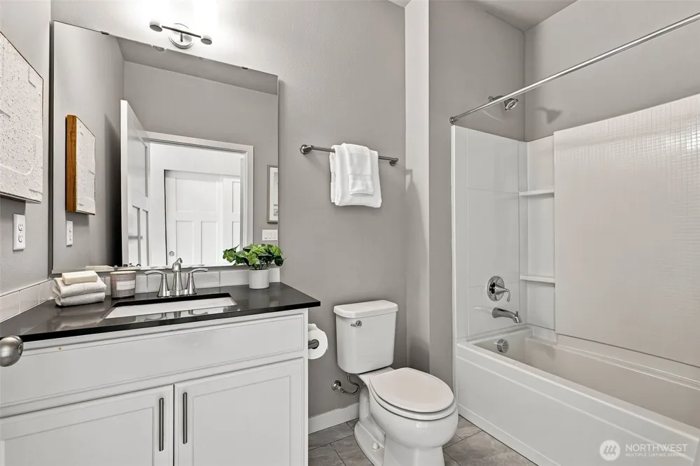 5612 Reef Lane NE Lacey, WA 98516