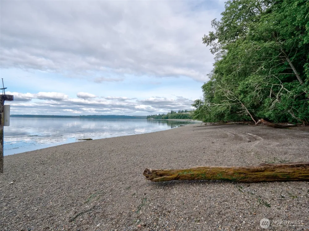 5612 Reef Lane NE Lacey, WA 98516