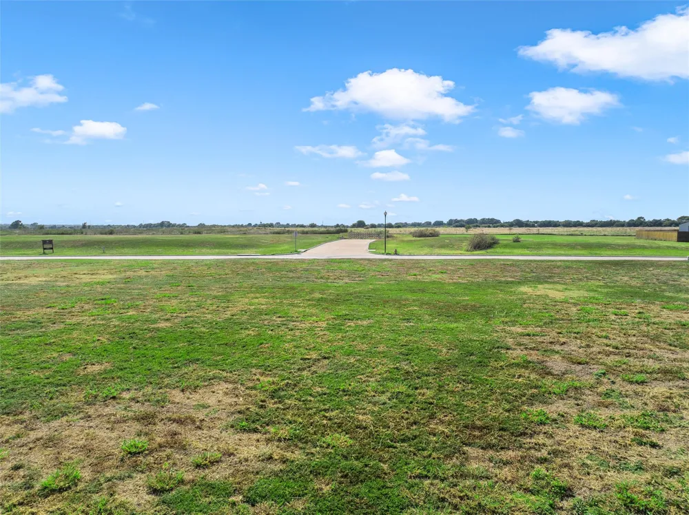 113 Sunflower Street Lorena, TX 76655
