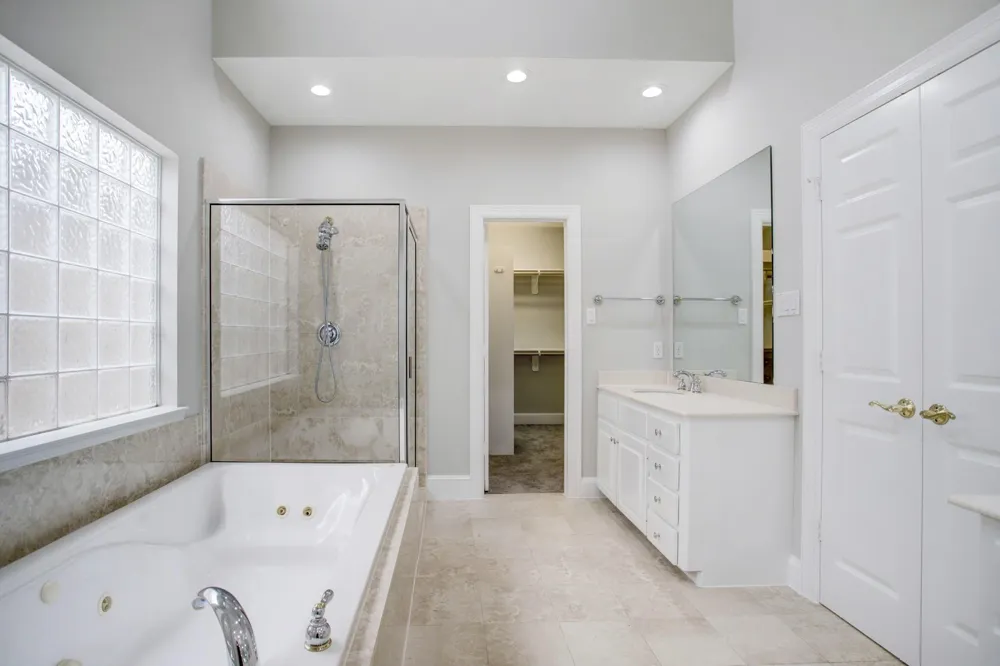 1809 W Clay Street Houston, TX 77019