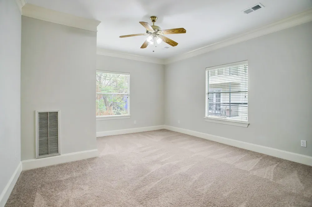 1809 W Clay Street Houston, TX 77019