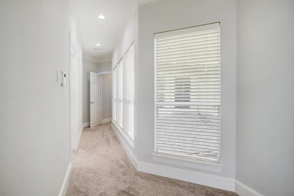 1809 W Clay Street Houston, TX 77019