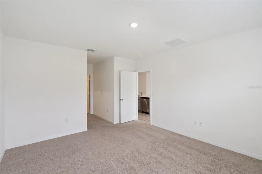1336 BEAR HAMMOCK DRIVE Umatilla, FL 32784