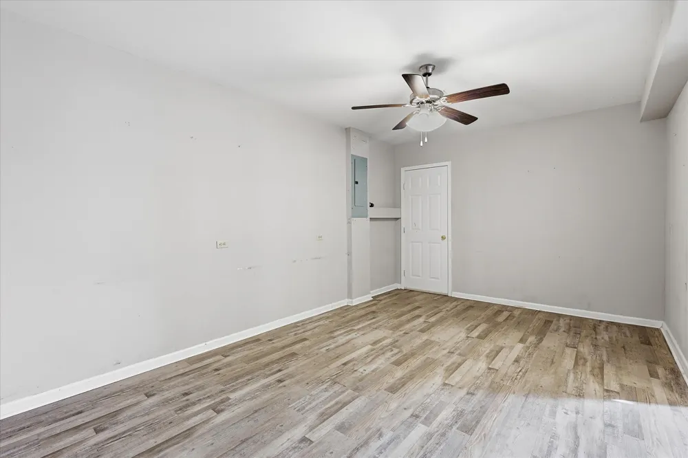 981 Chateau Valee Circle Bedford, TX 76022