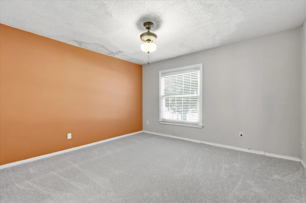 981 Chateau Valee Circle Bedford, TX 76022