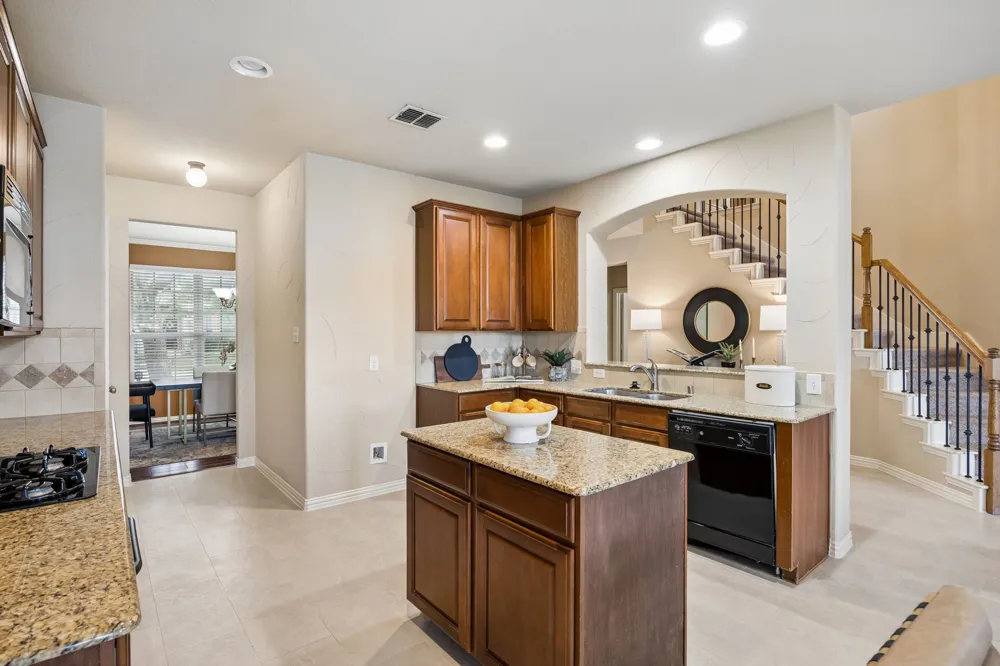 6329 Whetstone Drive McKinney, TX 75070