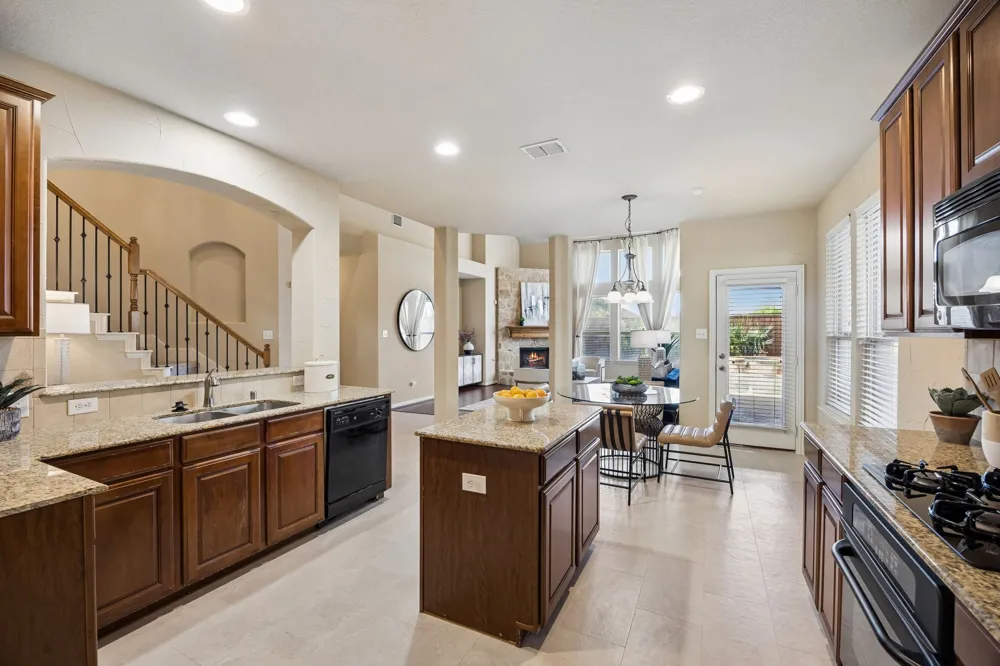 6329 Whetstone Drive McKinney, TX 75070