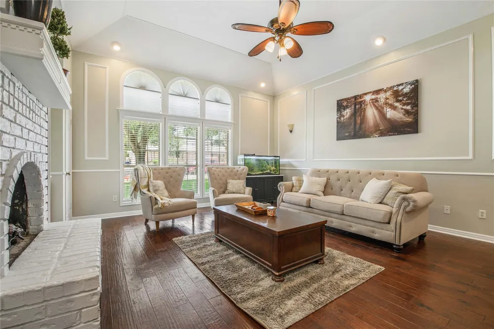 2307 W Briargate Drive Bryan, TX 77802