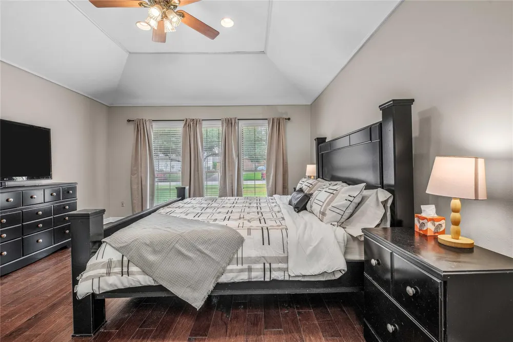2307 W Briargate Drive Bryan, TX 77802