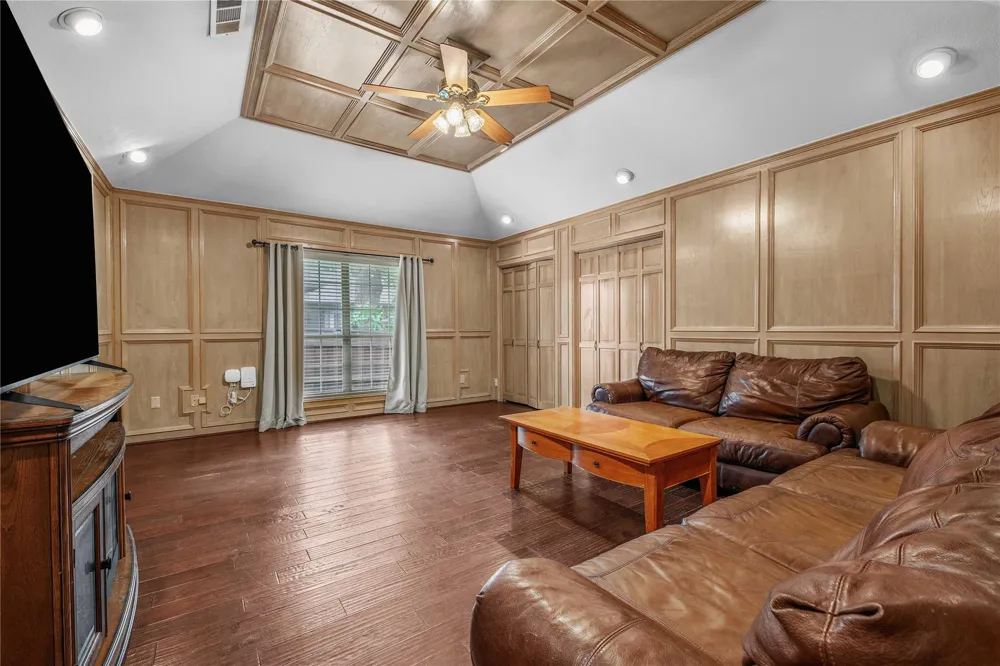 2307 W Briargate Drive Bryan, TX 77802