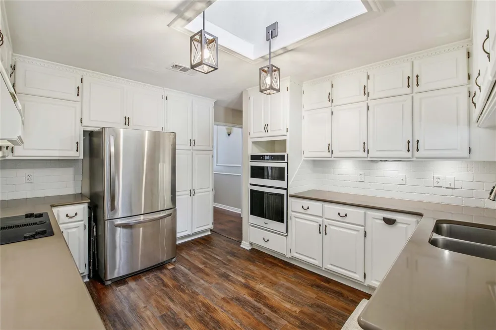 2307 W Briargate Drive Bryan, TX 77802