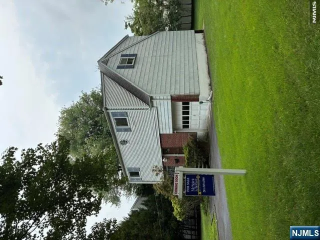 25 Glenwood Avenue Demarest, NJ 07627