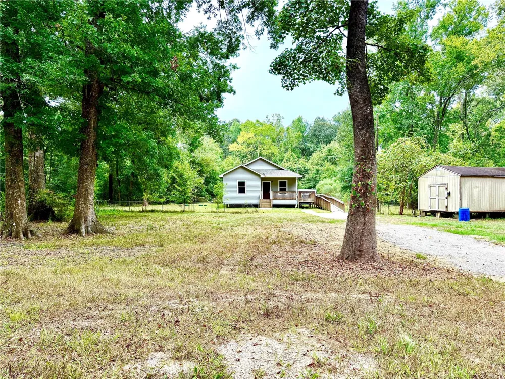 786 County Road 6763 Dayton, TX 77535